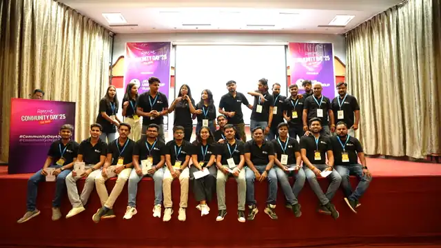 Community Day for Java volunteers cheering
